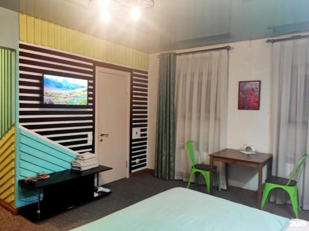 Strelets Hotel Bishkek Bagian luar foto