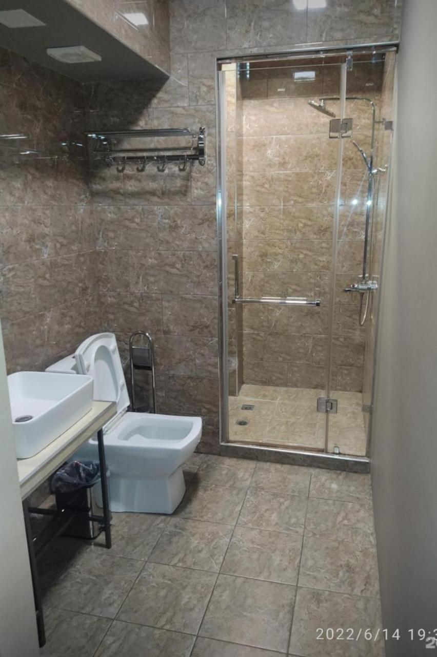 Strelets Hotel Bishkek Bagian luar foto